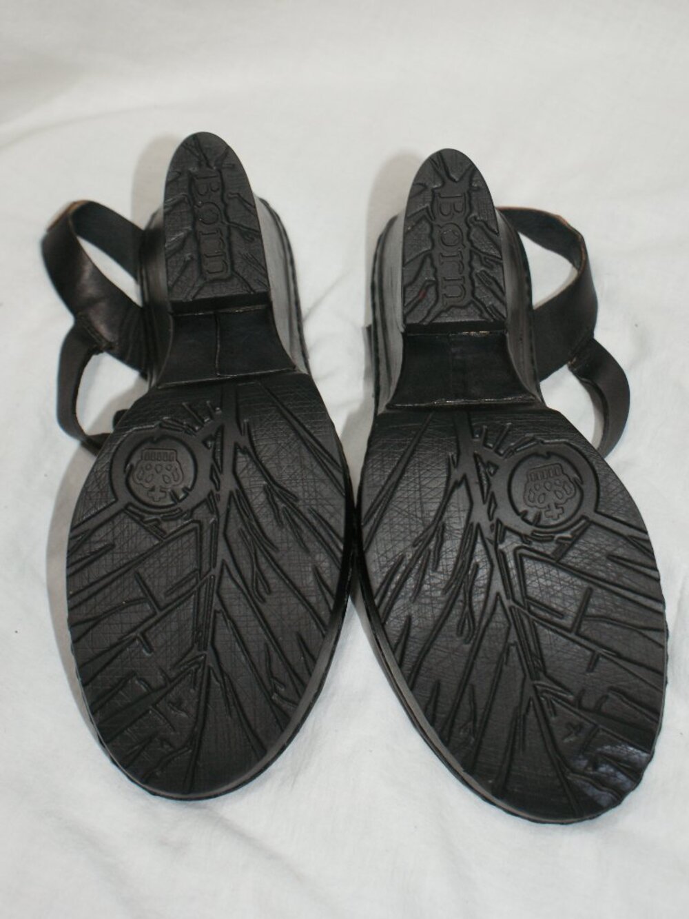 Born Leather Wedge 2-Tone Platform Sandals - Black & Tan - Size 8 - BRAND NEW - Picture 3 of 16